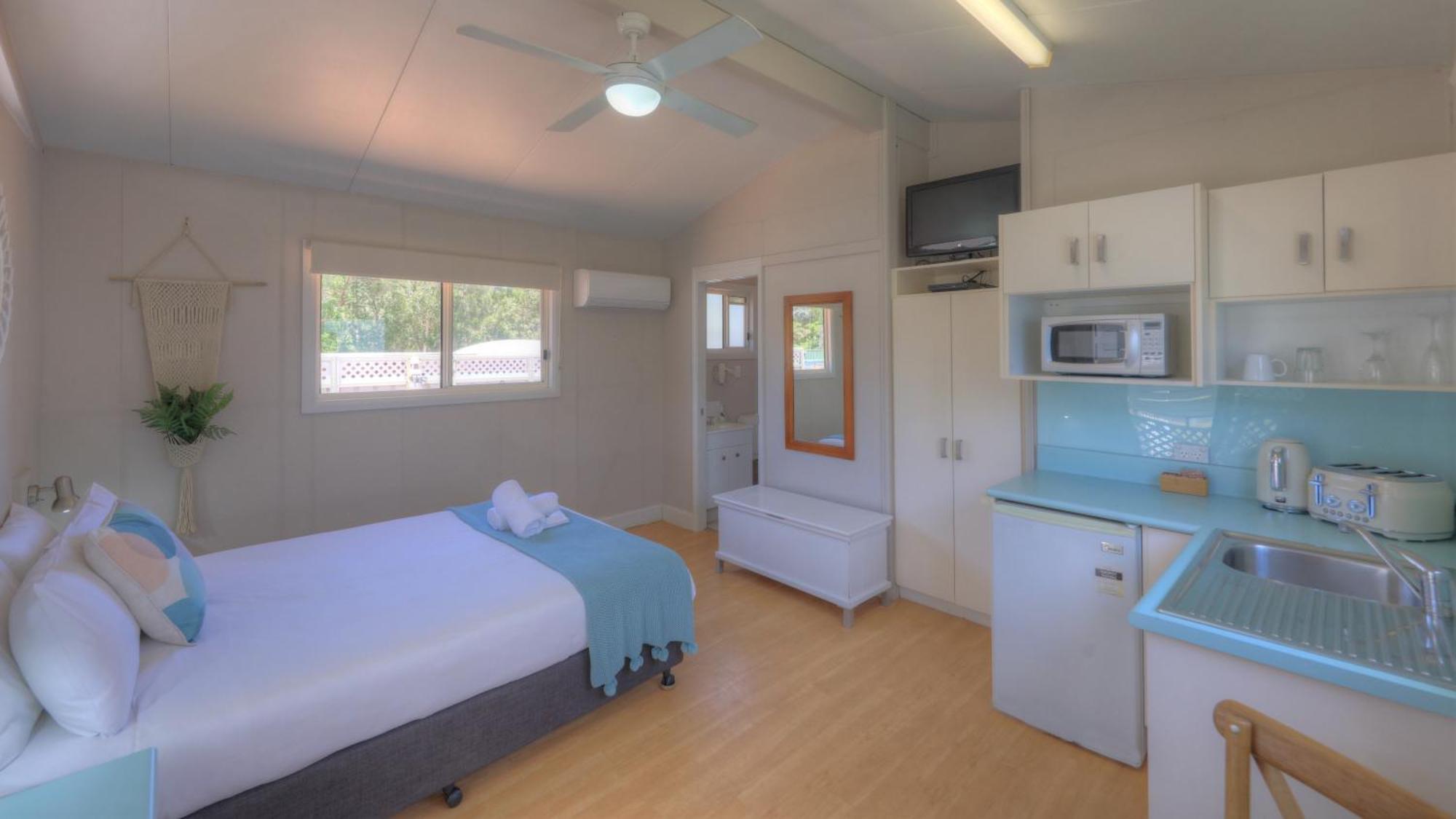 Big4 Bays Holiday Park Anna Bay Room photo